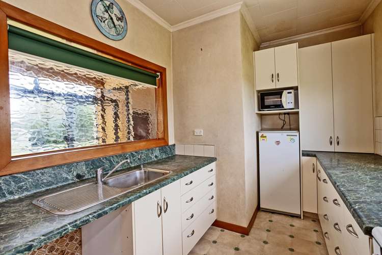 78 East Road Ascot_35