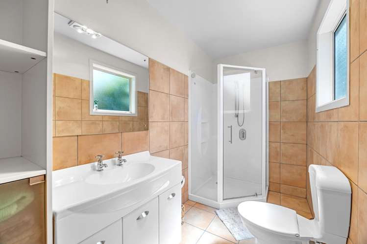 232 Lake Terrace Road Shirley_19