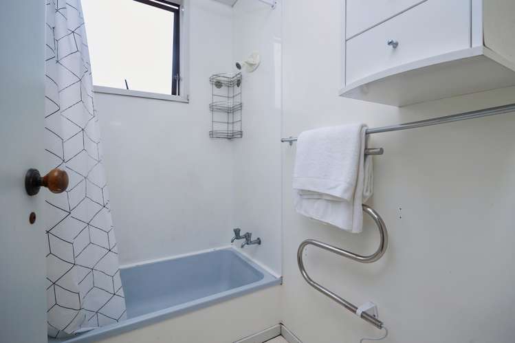 5/25a Beach Road Te Atatu Peninsula_19