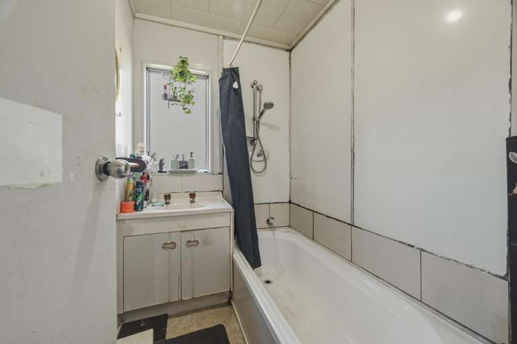 105A, 105B , 107B Pohutukawa Drive Owhata_13