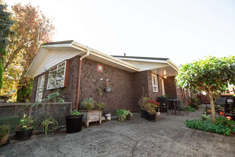 1a Huata Place West End_23