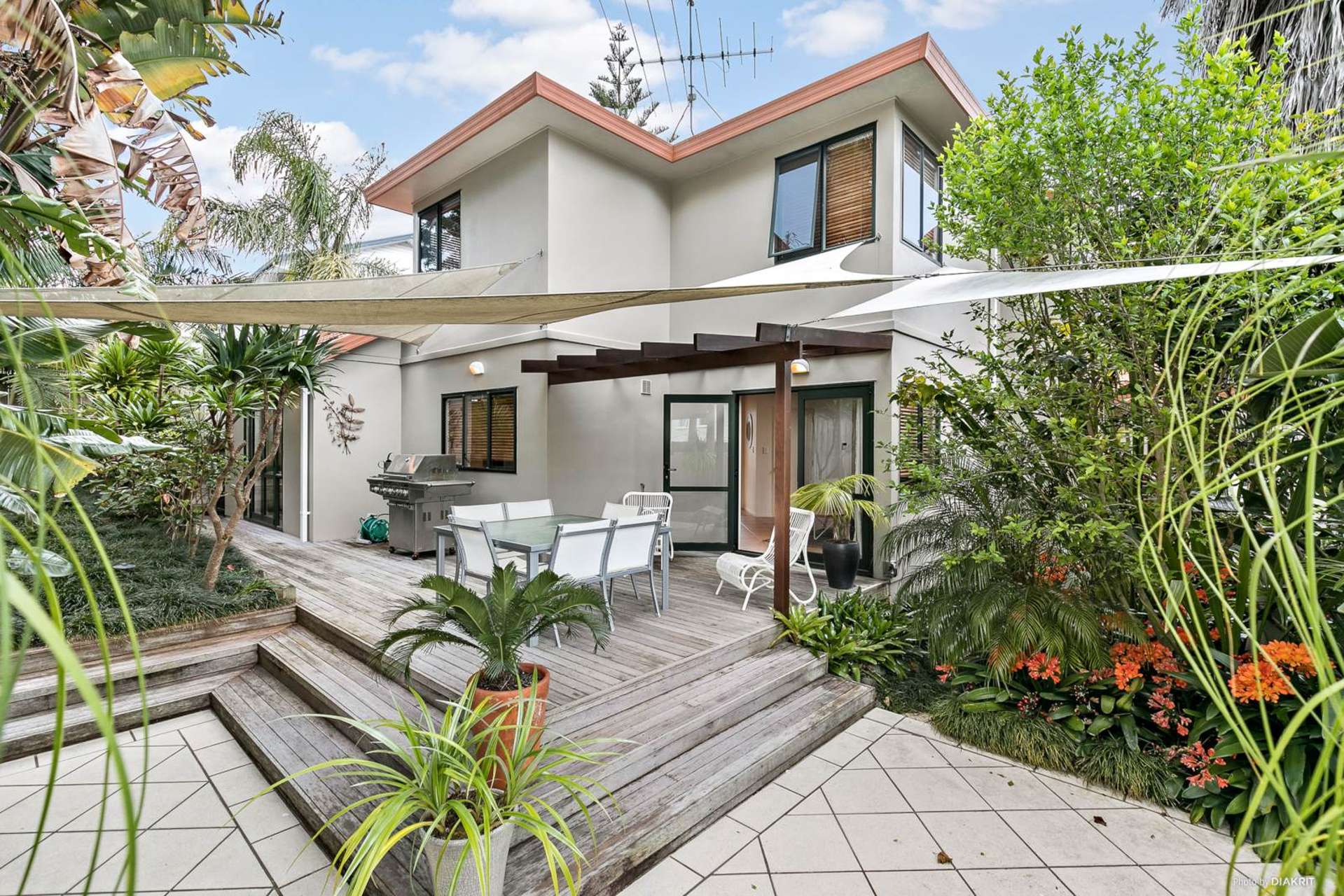 2/61 Selwyn Crescent Forrest Hill_0