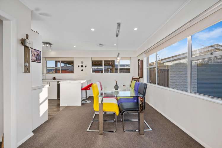 10 Cleghorn Street Redwoodtown_16