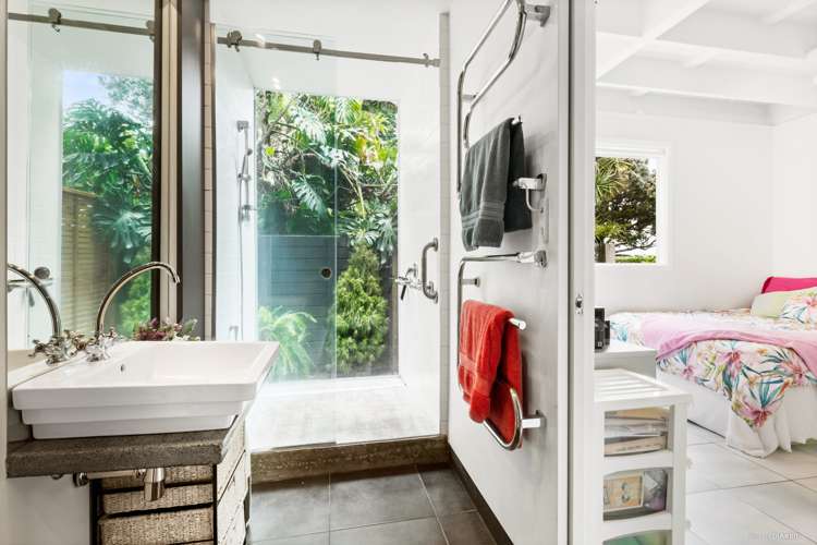 56 The Parade Bucklands Beach_18