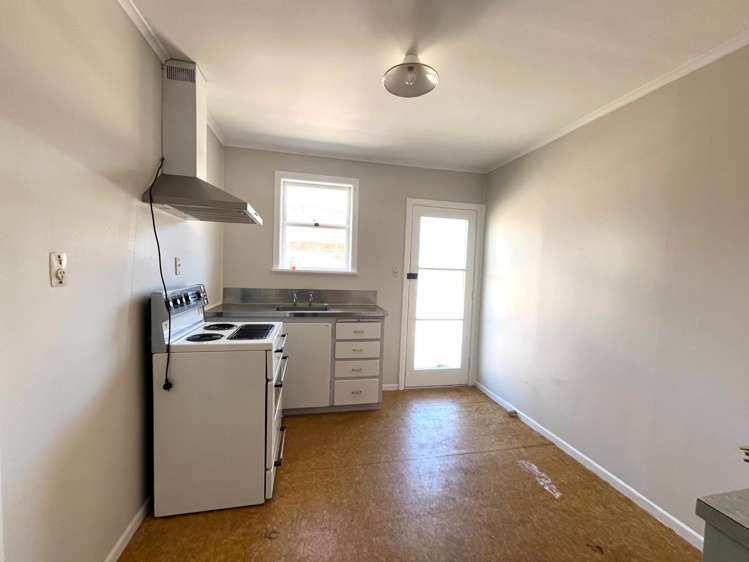 2/43 Spring Street Onehunga_3