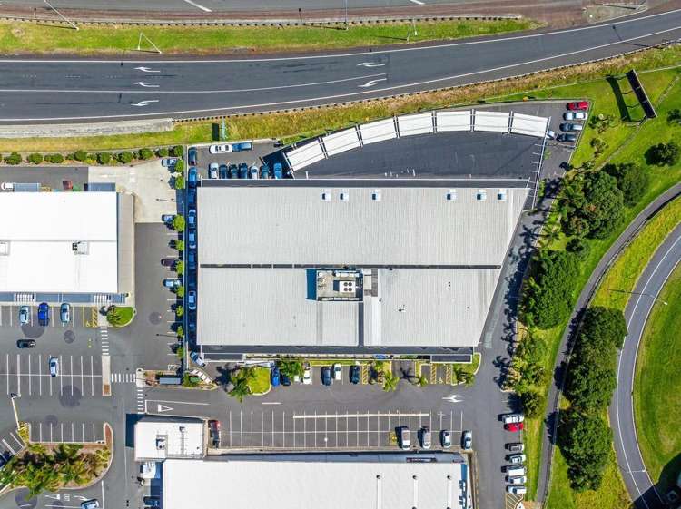 Whole Building/385 Mt Wellington Highway Mt Wellington_9