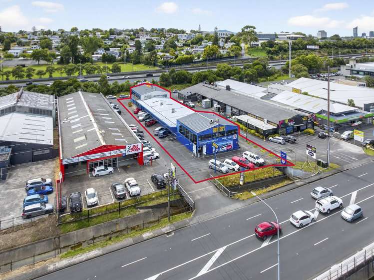 93 Wairau Road Wairau Valley_16