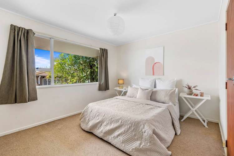 2/48 Mcleod Road Henderson_6