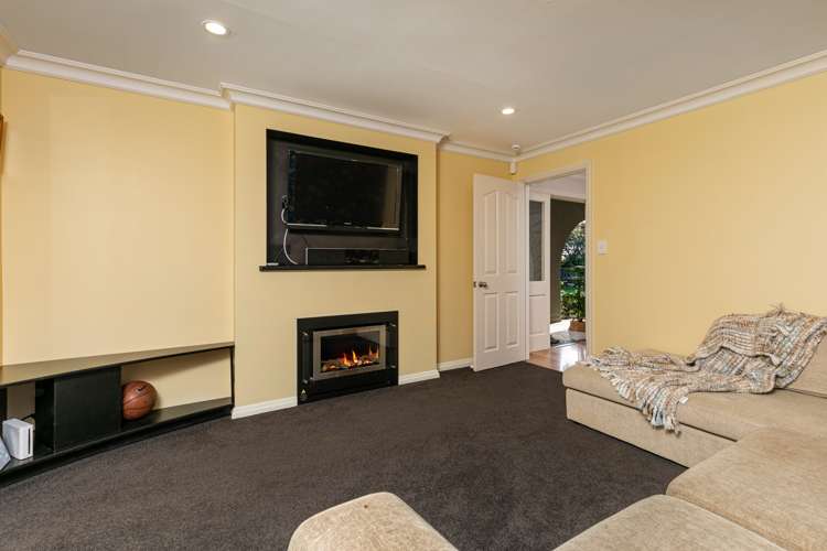 635 Ridge Road Riverhead_10