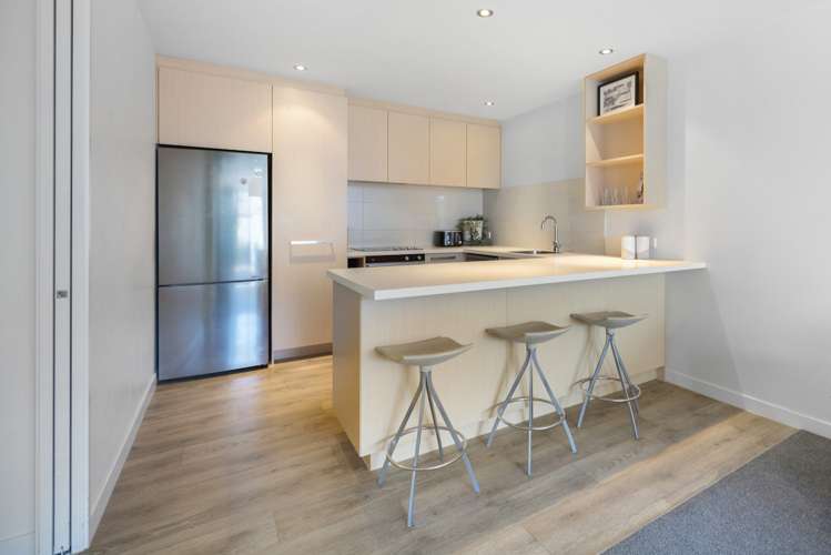 18 Goldrush Way Queenstown_6