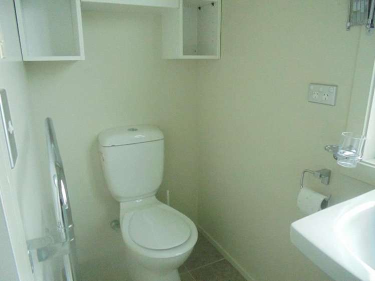 18 Clan Mac Road Albert Town_6