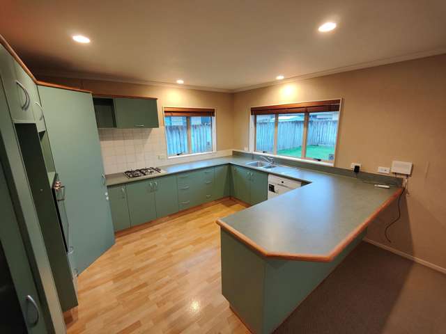 54 Nottingham Drive Hamilton East_2