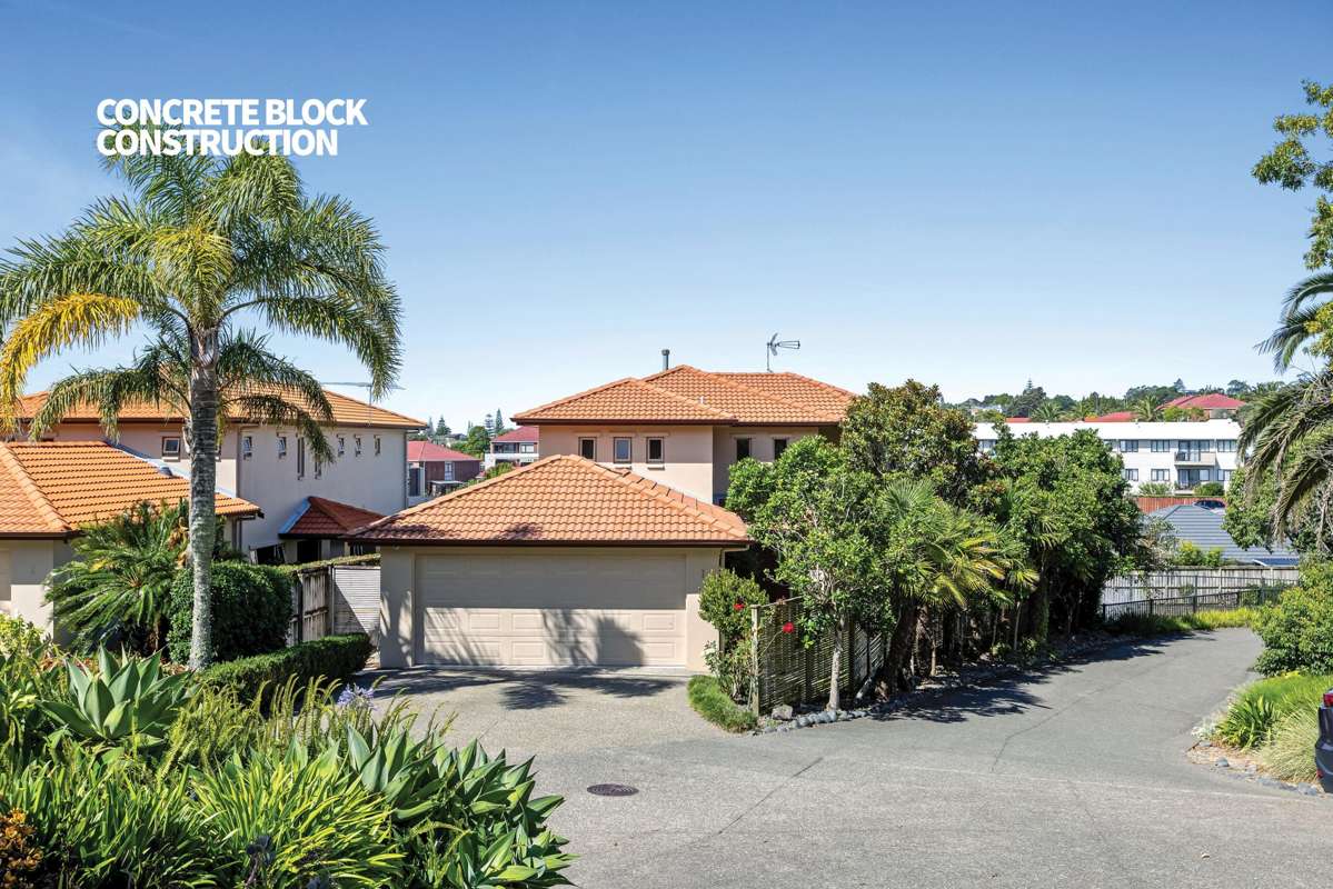 1/126 Whangaparaoa Road_0