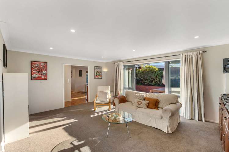 40 Titirangi Crescent Parklands_8