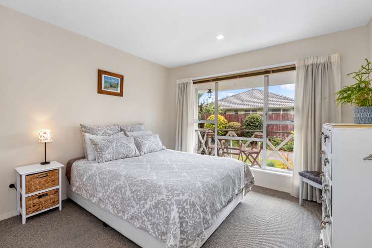 20a Salford Avenue Redwood_5