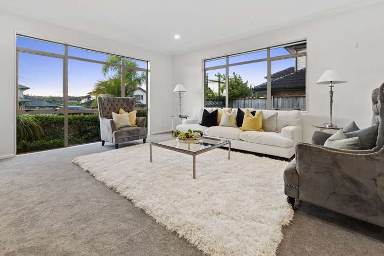 6 Oak Bark Drive Schnapper Rock_2