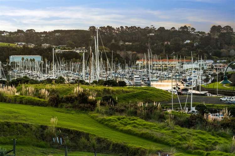 6 Resolution Drive Gulf Harbour_19