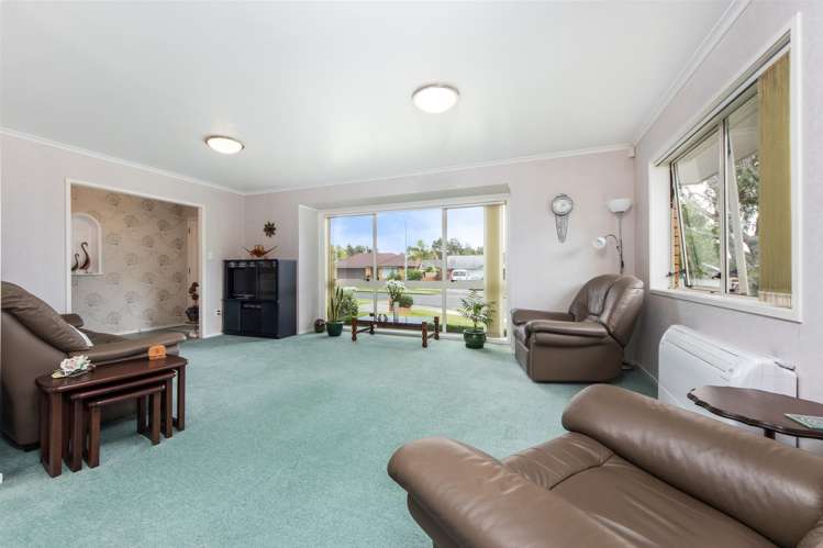 2/35 Headcorn Place Botany Downs_12