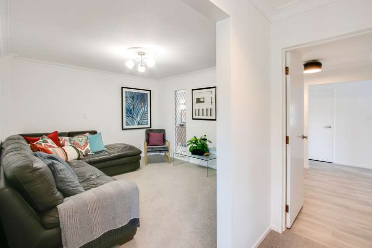 2 Fern Grove Taradale_5