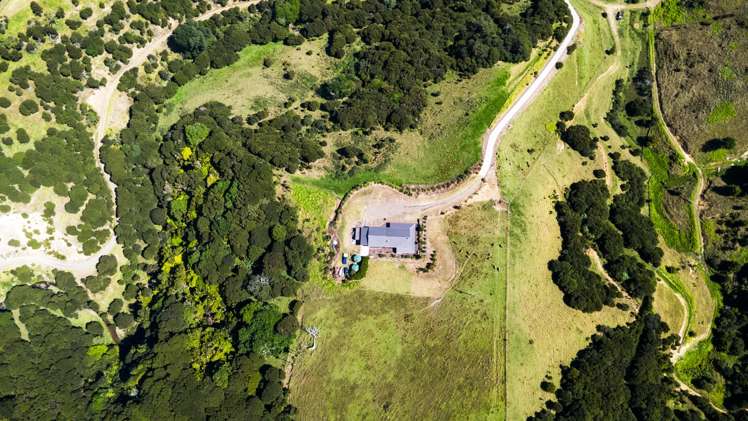 998 Thames Coast SH25 Road Thames_5