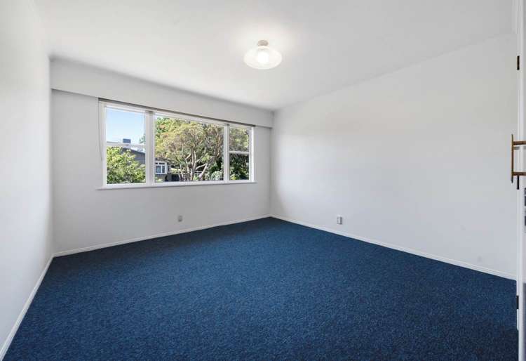 2/97 Pah Road Royal Oak_5