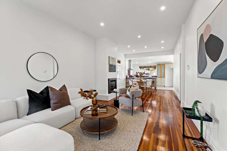 42 Woodward Road Mount Albert_2