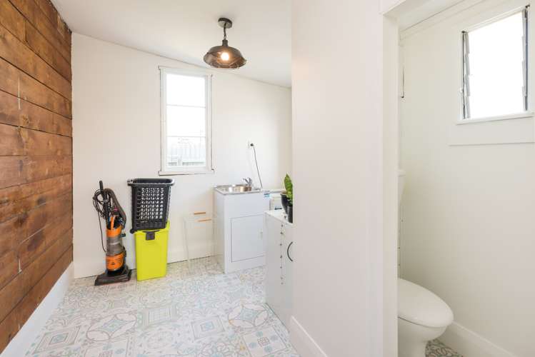 10 Brian Bary Street Redwoodtown_16