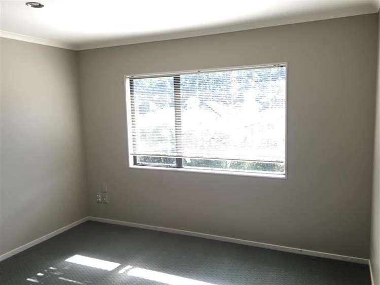 120 Kyle Road Greenhithe_5