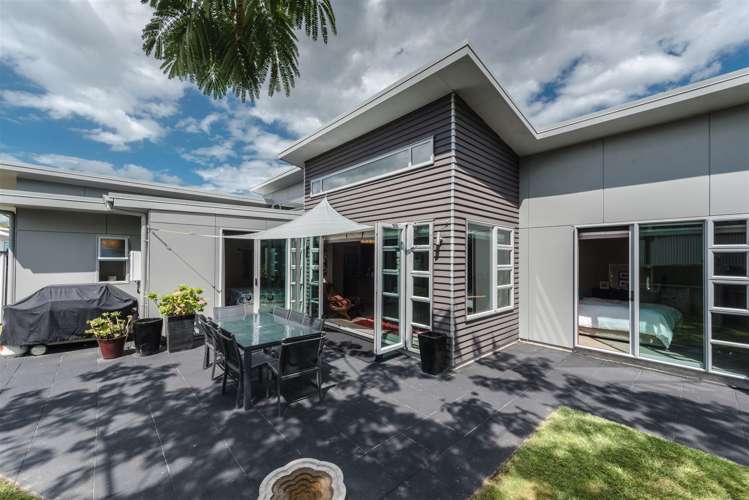 27 Roderick Place Rototuna_18