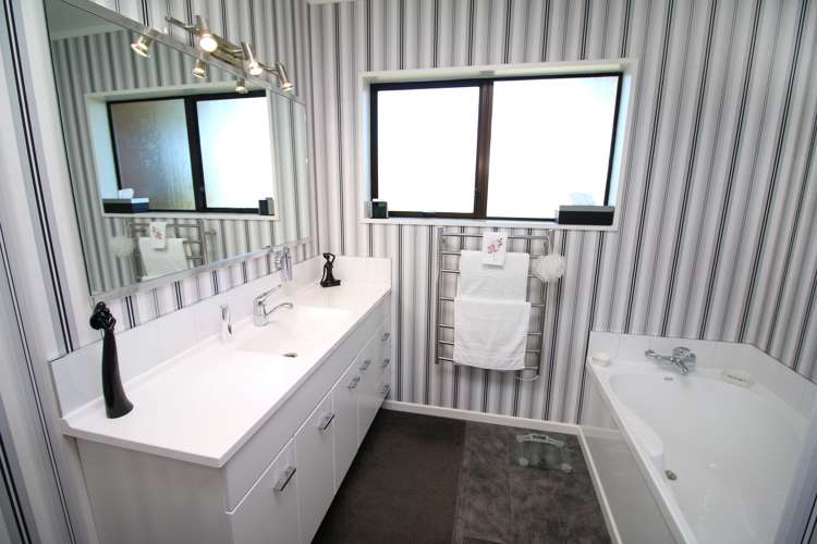 136 Wakanui Road Elgin_14