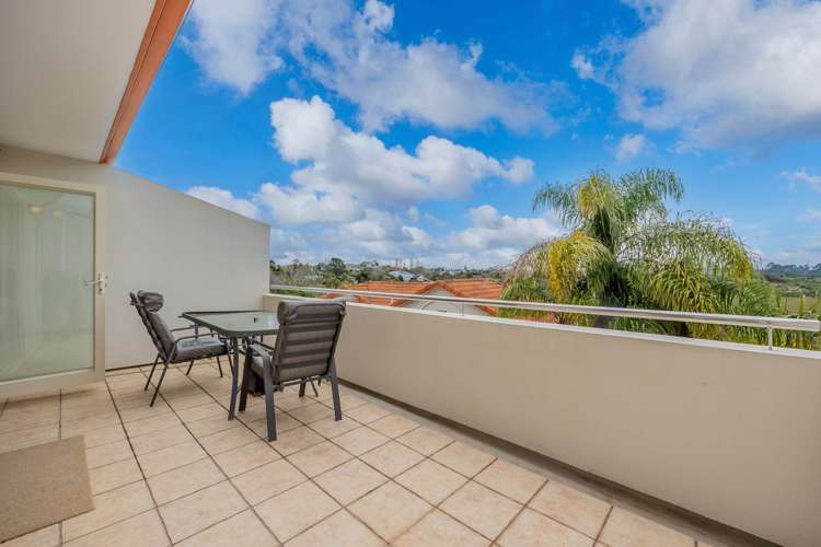 2/48a Exmouth Road Northcote_8