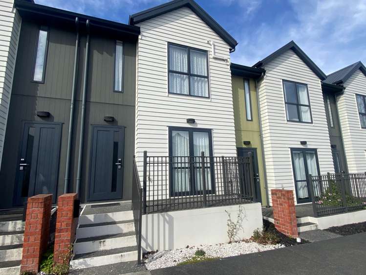 24 Mahalo Avenue_0