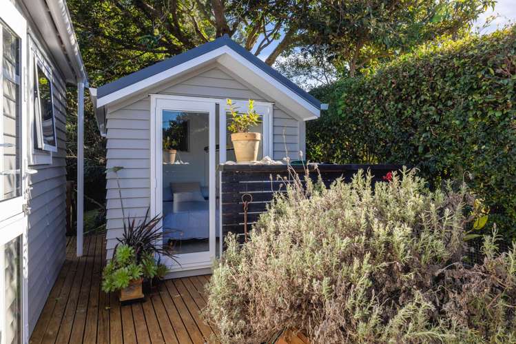 45 Tahatai Road Oneroa_43