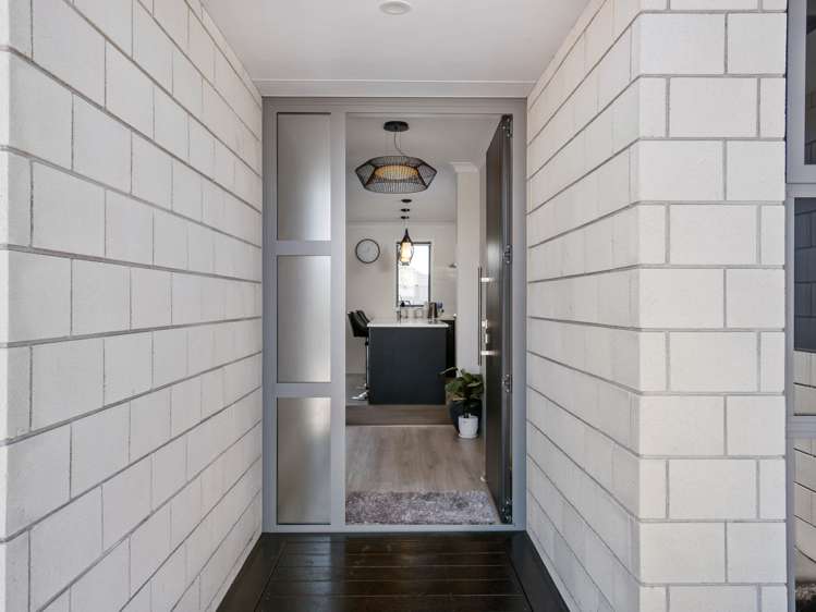 5 Livingstone Drive Papamoa_16