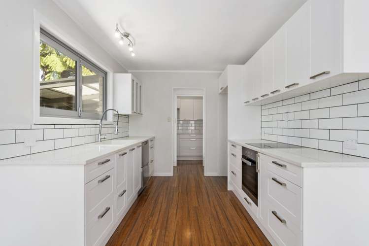 2 Peers Road Kaimai_6