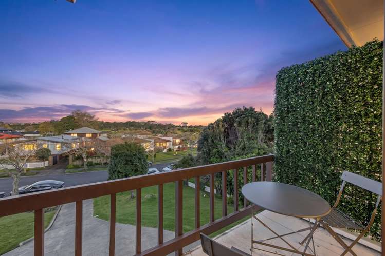 2/14 Monteith Crescent_2