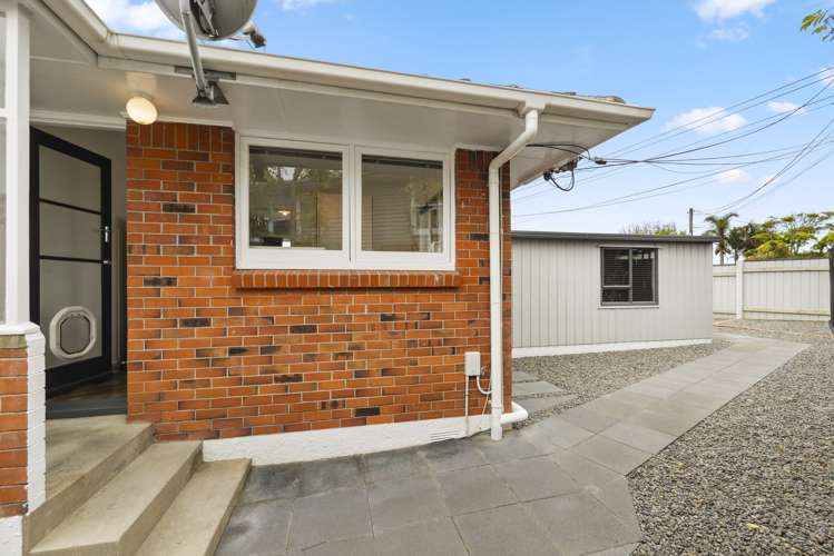 1/31 Exmouth Road Northcote_12