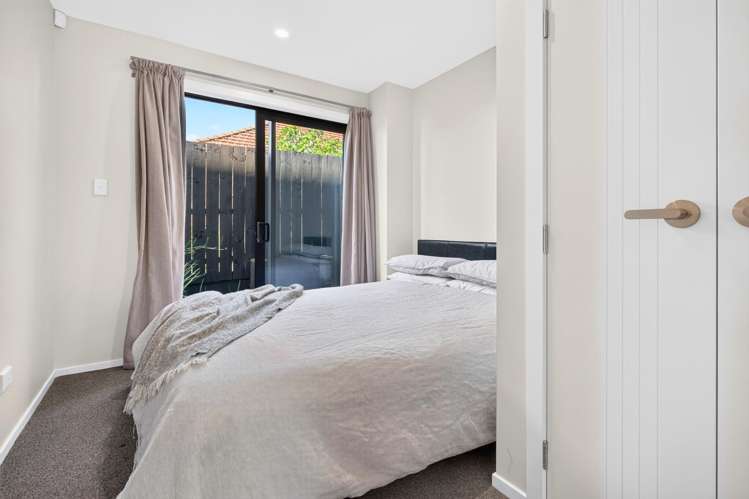 2/15 Tasman Avenue Mount Albert_12
