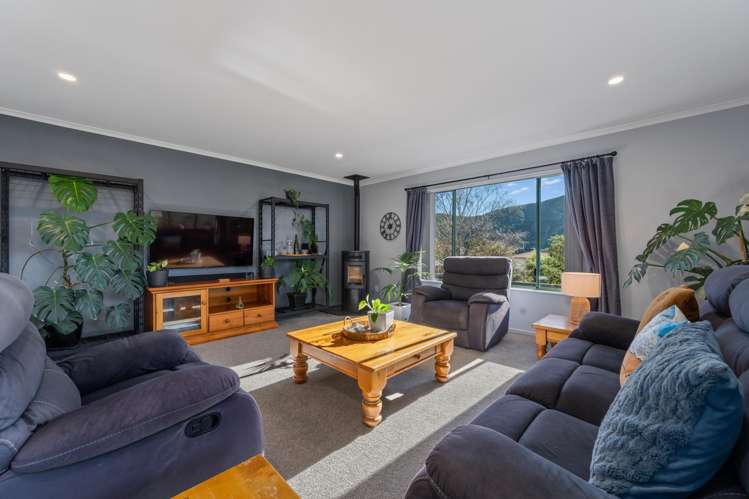 90 Moana View Road Waikawa_7