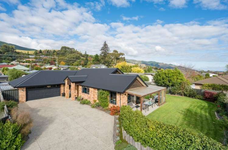 7 Kingsford Drive Stoke_3