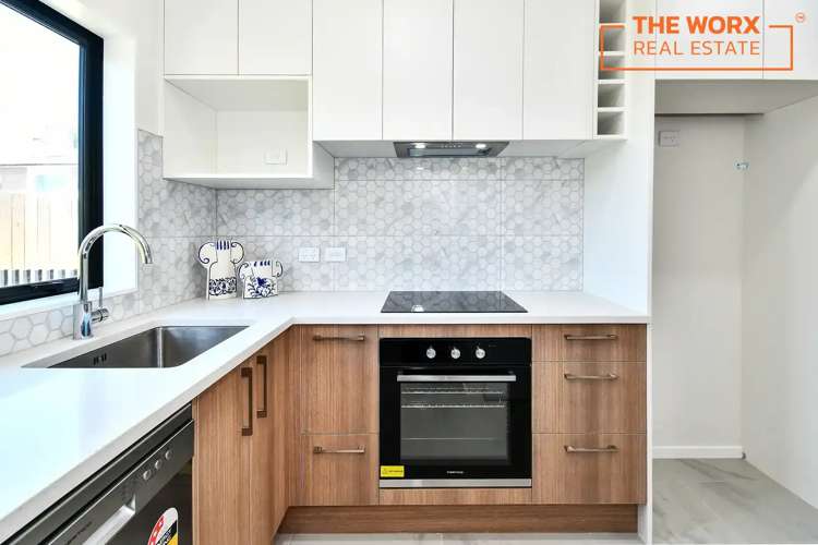 4 & 6/32 Beaumonts Way Manurewa_4