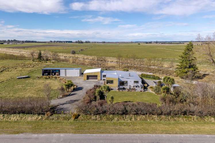 439 Springburn Bushside Road Staveley_1