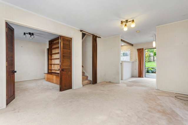 2/2 Photinia Place Botany Downs_2