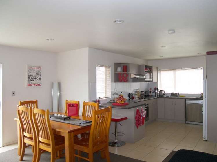 42 Keri Vista Rise Papakura_5