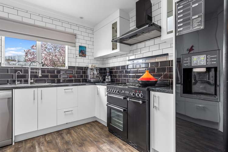 134a Nayland Road Stoke_15