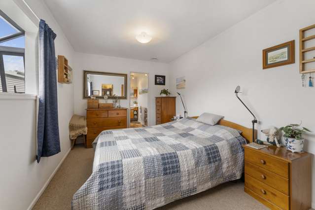 33 Rutherford Drive Waikanae Beach_4