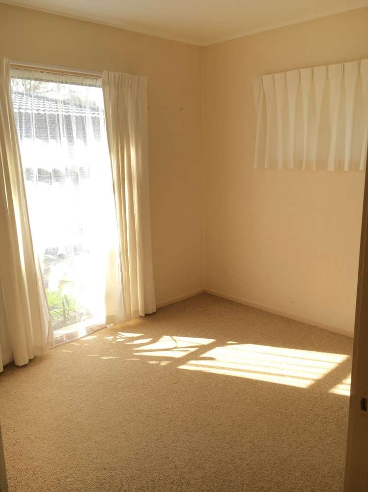 13 Diorella Drive Clover Park_6