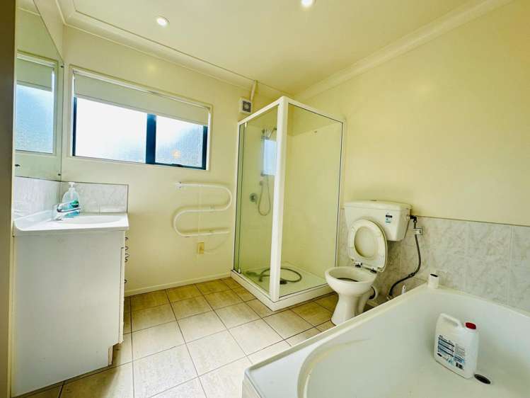 1/5 Carole Crescent 10694_3