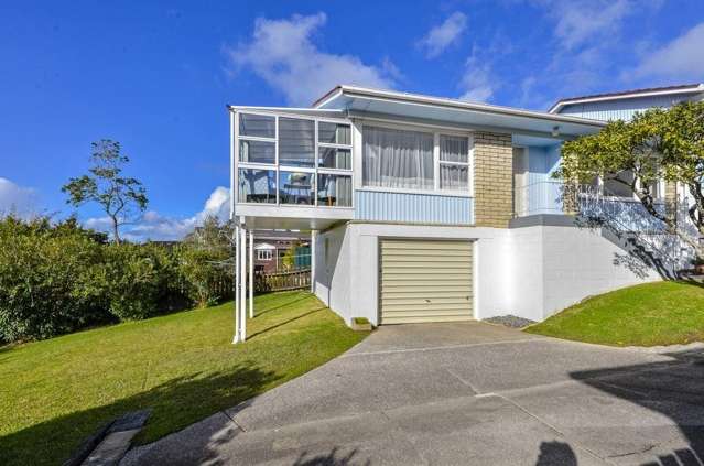 2/12 Downing Street Glenfield_1