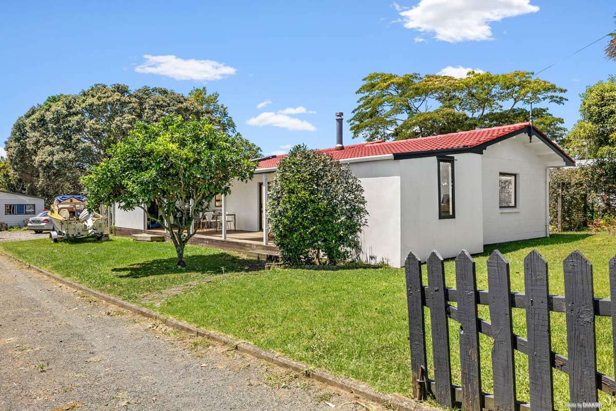 465 Clarks Beach Road_0